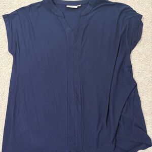 Women's Navy Short-Sleeve V-Neck Top